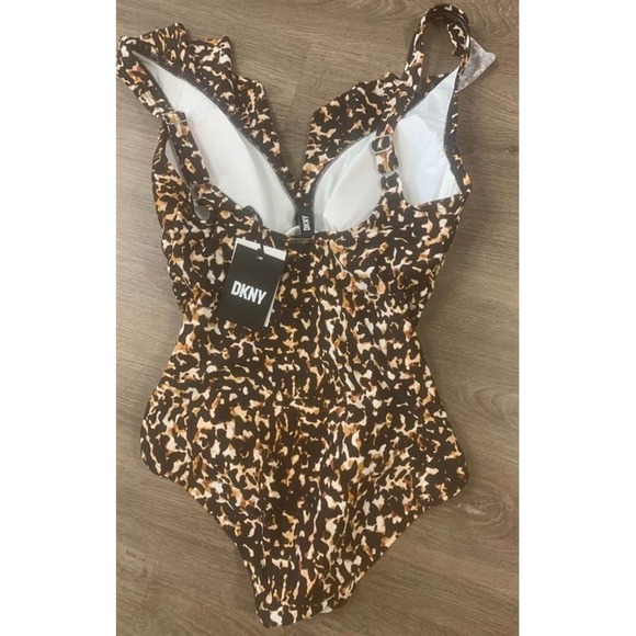 NWT DKNY 6 Ruffle Neck Deep V Tortoise 1P Swimsuit 127168 - Picture 2 of 2